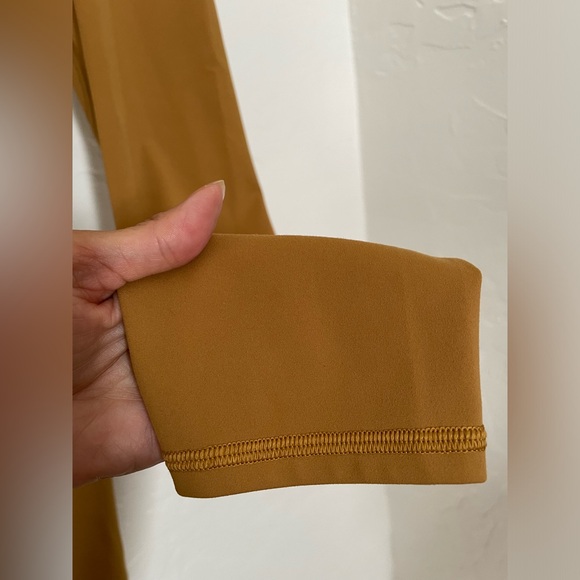 Vuori Rib studio legging in dark golden. Small. EUC. - Picture 12 of 15